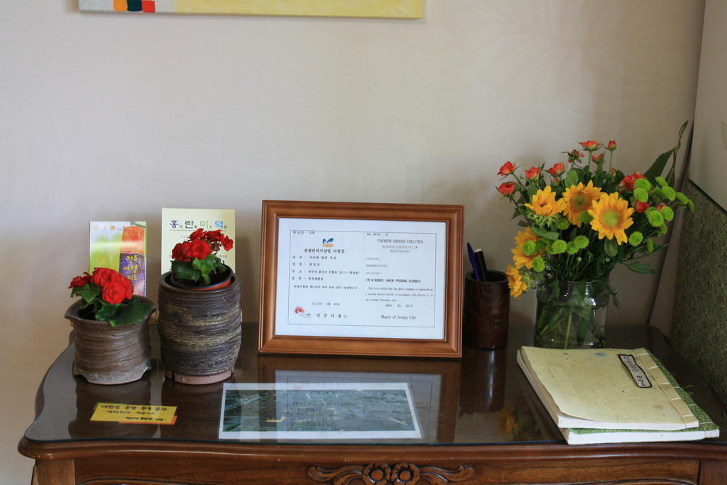 Dukmanjae Hotel Jeonju Luaran gambar