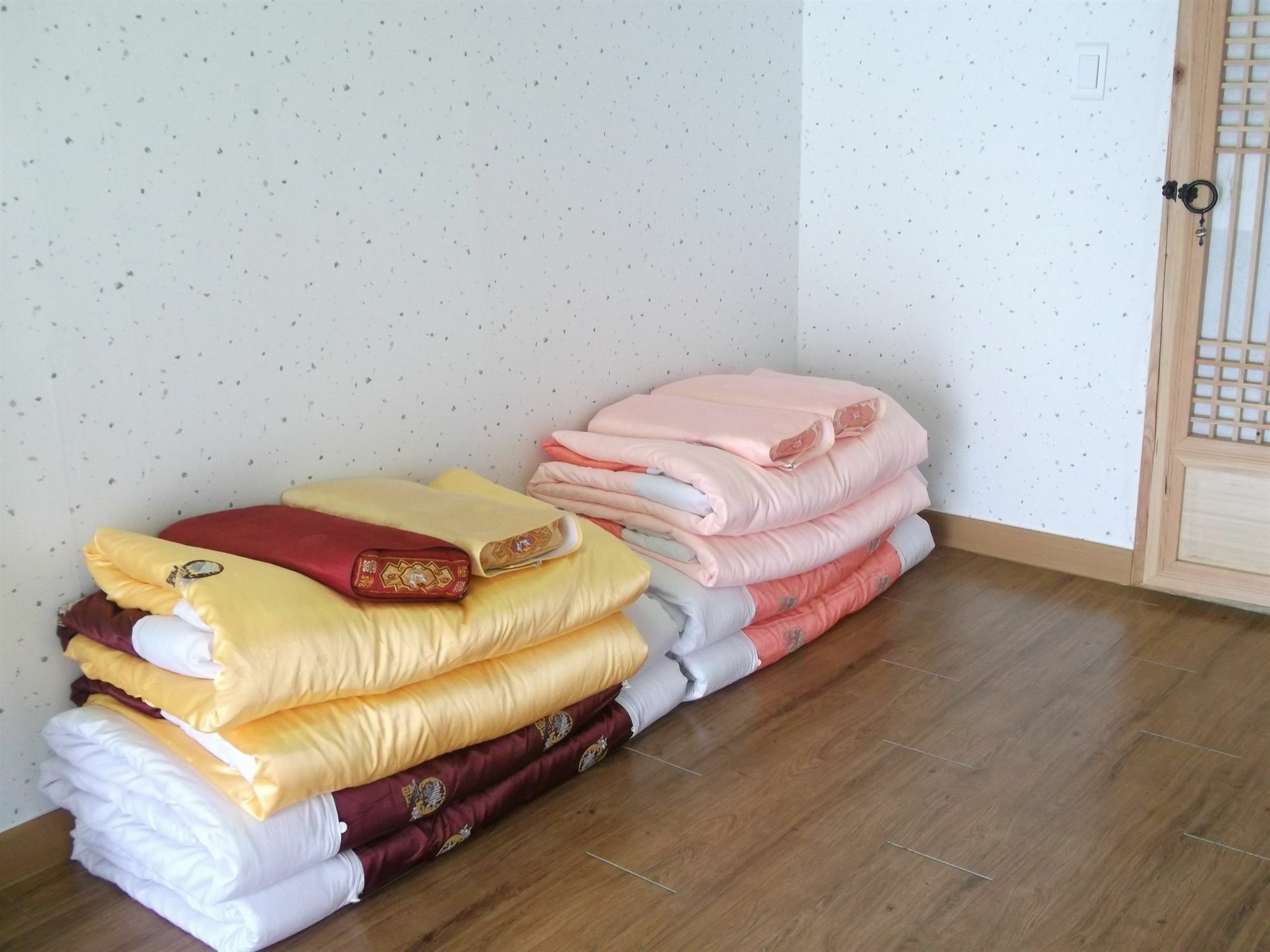 Dukmanjae Hotel Jeonju Luaran gambar